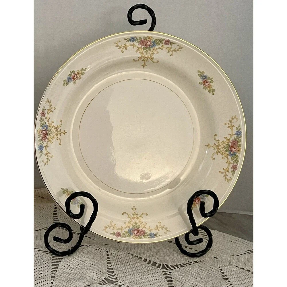 4 Vintage Homer Laughlin Eggshell Nautilus Rochelle 9” Dinner Plates